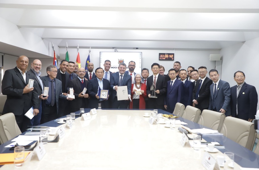 Comitiva chinesa em Mogi das Cruzes