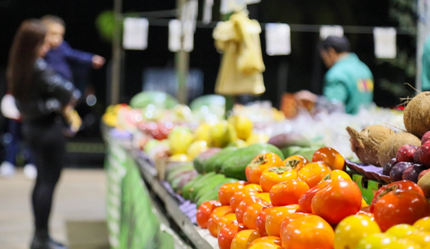feira noturna