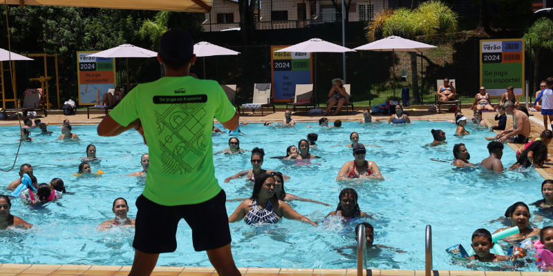 Piscina no Sesc Mogi das Cruzes